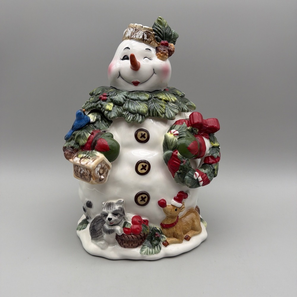 Better Homes & Gardens Collection Snow Woman Cookie Jar Wreath Animals EUC